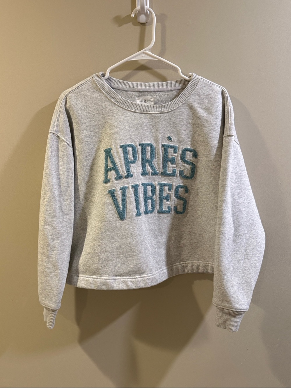 Lou & Grey Light Gray Pullover Sweatshirt